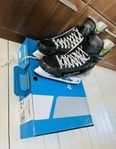 Bauer Vapor Hyperlite 2 Storlek 9 Fit 1 Hockeyskridskor