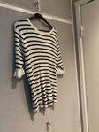 Lindex Holly & Whyte vit tröja med svarta ränder large