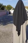 svart khimar 