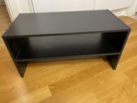 2 svarta skohyllor