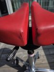 Salli SwingFit Sadelstol skinn FERRARI ergonomisk Fint skick
