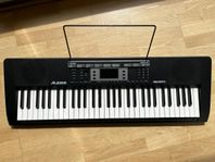 Keyboard: Alesis Melody61