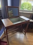 Sminkbord i Teak. 
