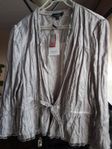 En blus i silk