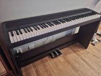 Korg B2 88 tangenter med ställ