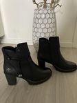 Riekerkänga eller boots 