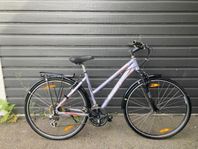 Scott Sportster hybrid och Crescent herrcykel