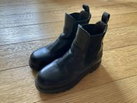  Crw ridskor med stålhätta strl. 35