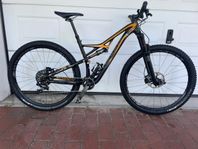 Specilized Camber FSR Expert Carbon Evo 29