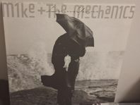 LP Mike & The Mechanics – Living Years