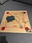 Couronne spel