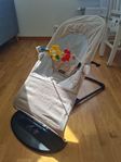 Babybjörn babysitter med leksak