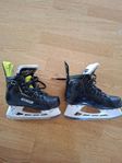 Skridskor Bauer Supreme strl 5 EE
