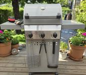 Gasolgrill med gasflaska