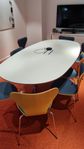 Konferensbord 