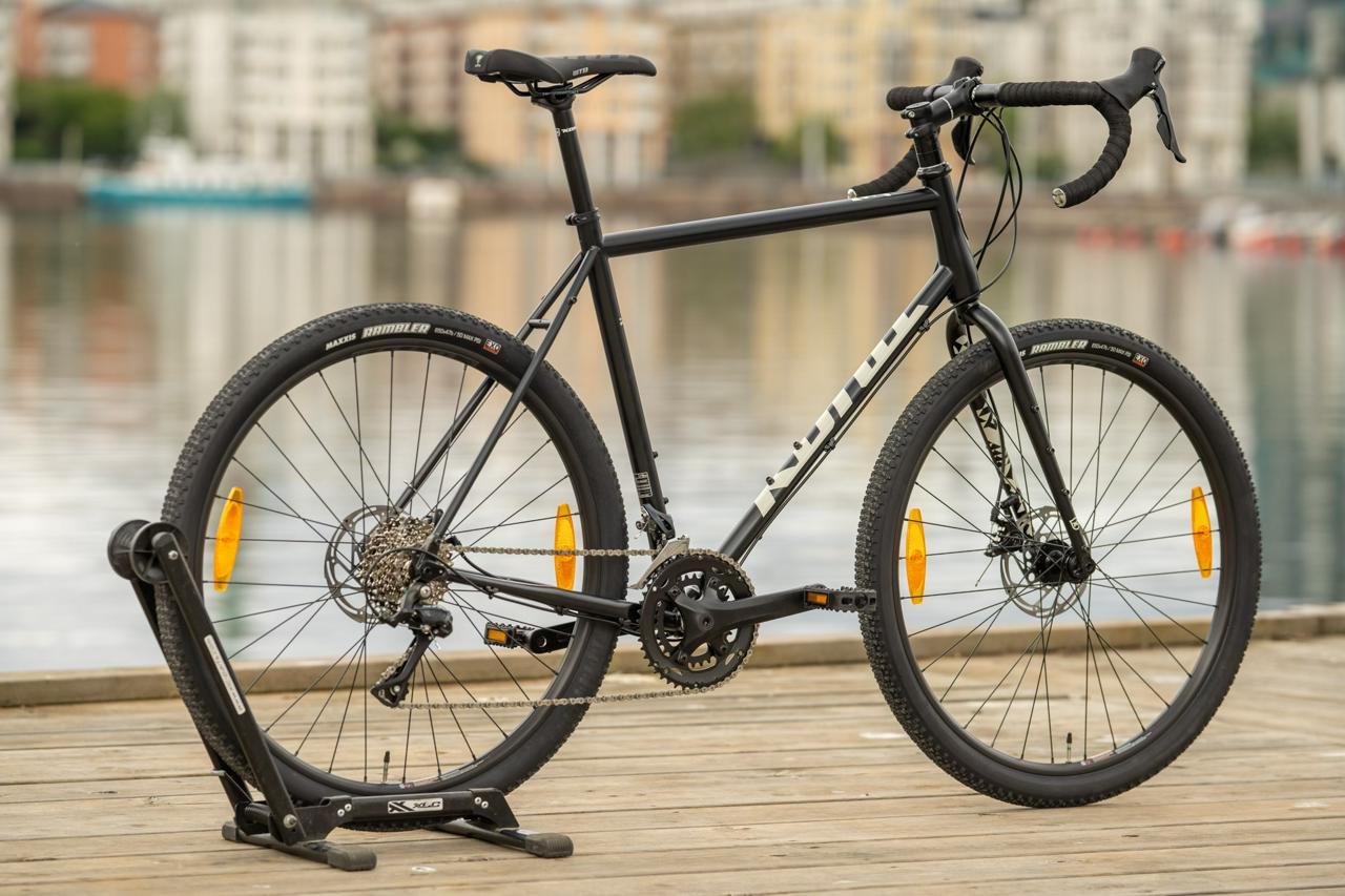 Ny gravel/touring Kona Rove S...