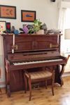 piano C.H. Bittberg. Mycket fin klang, högt och vackert.