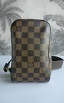 Louis Vuitton Geronimo väska