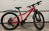 Scott Contessa 24” – fint skick + vinterdäck