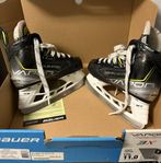 Bauer 3X youth skridskor strl 11 (29,5)
