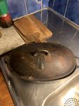 stor gjutjärnsgryta