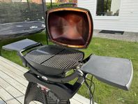 Weber Q2400 med överdrag