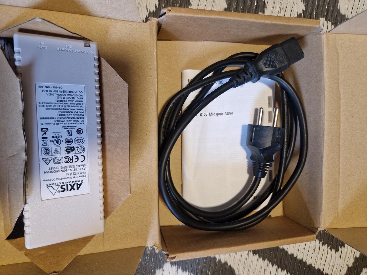 AXIS T8133 30W Midspan - spän...