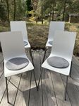 8 st vita stolar från Ikea