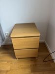 Sängbord/Byrå IKEA Malm