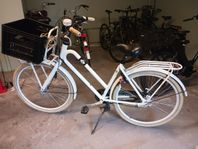 Bicycle with three gears