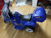 Elmotorcykel för barn bortskänkes mot avhämtning.