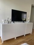 Tv-bänk