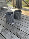 2 stora krukor