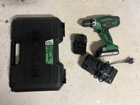 Hitachi skruvdragare med låda