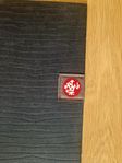 Manduka Eko yogamatta samt 2 yogaklossar