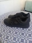 Champion skor - storlek 44