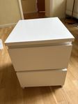 IKEA Malm sängbord