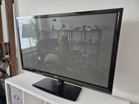 LG TV 50"