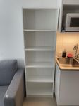Vit Billy bokhylla från IKEA i mycket bra skick