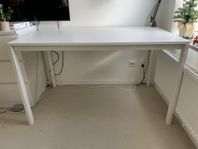 Vit VIHALS bord från IKEA i bra skick