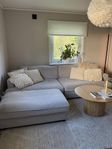 Mio Rossi 4-sits soffa + Fotpall XL