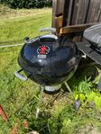 Klotgrill kol Weber med tillbehör 
