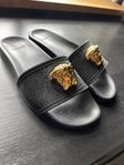 Versace tofflor