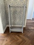klädhängare till barnrum