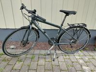 Trek hybrid bortskänkes