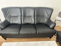 Elegant soffgrupp i äkta läder - 2x3 sits & 1x2 sits, som 