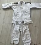 Judodräkt vit stl 140