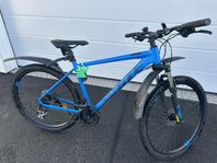 Mountainbike 22" med 27,5" hjul i nyskick