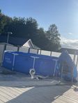 pool med pump och stege