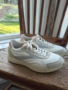 dASIA Sneaker 